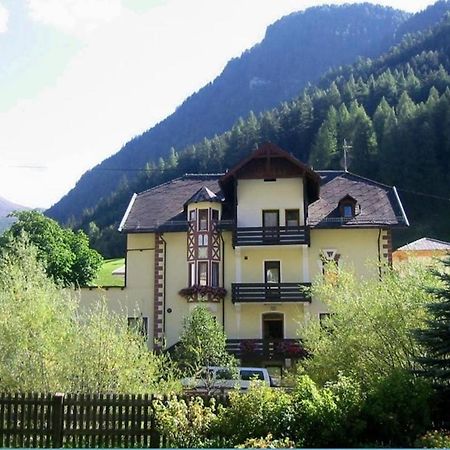 Gasthof Geraerhof Vals Exteriör bild