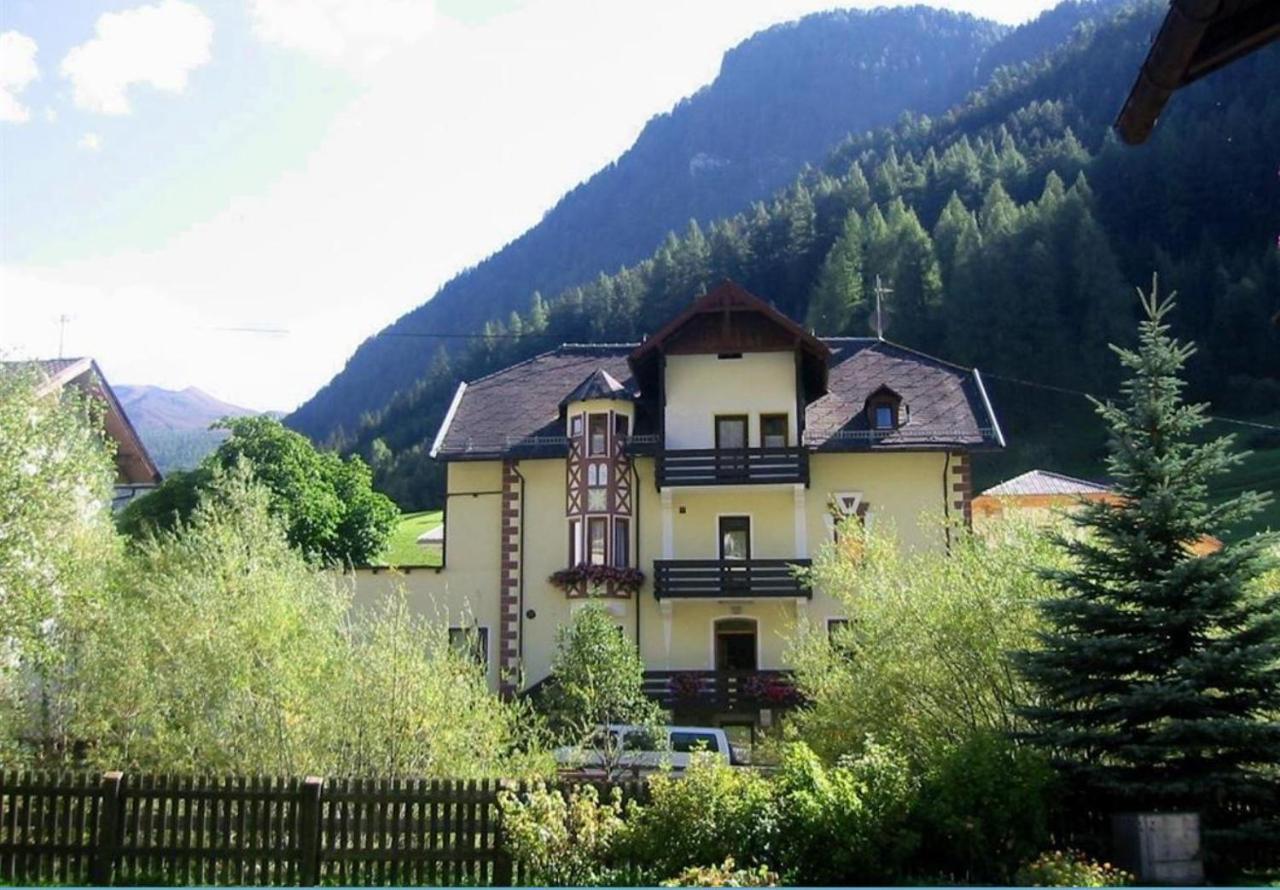 Gasthof Geraerhof Vals Exteriör bild